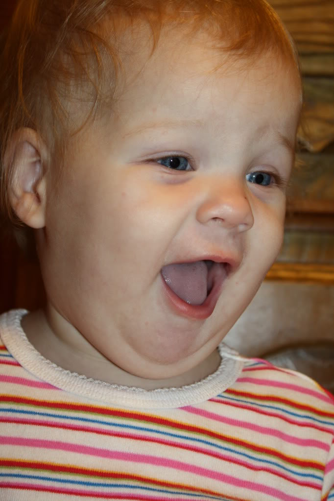 https://www.amylovesit.com/wp-content/uploads/2009/10/006.jpg My little kitchen helper