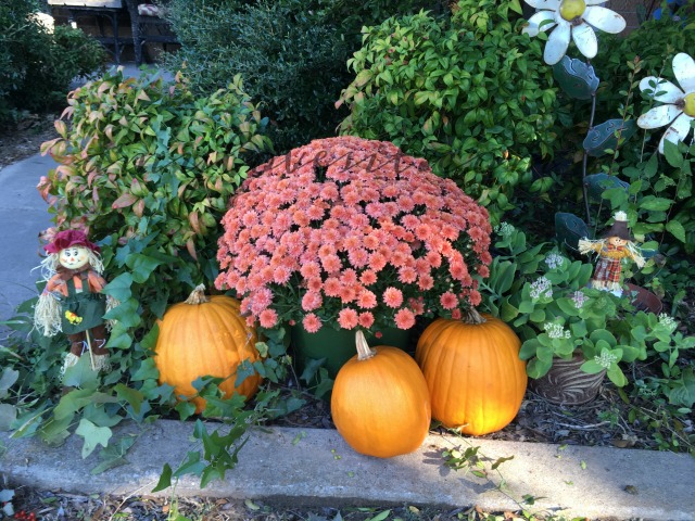 Fall Mantel and Outdoor Decor 2016